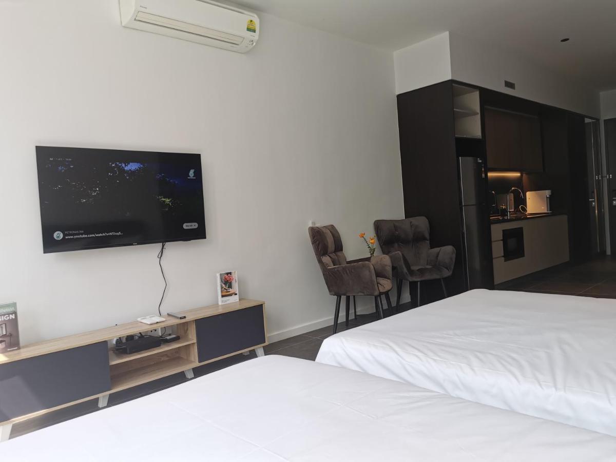 Scarletz Suites Klcc By De Harlequins Guesthouse Куала Лумпур Екстериор снимка