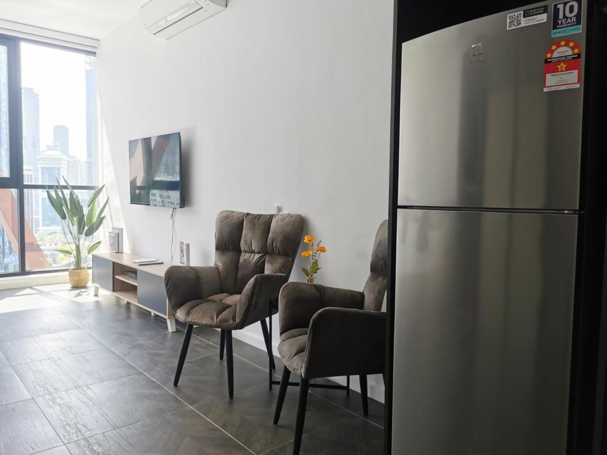 Scarletz Suites Klcc By De Harlequins Guesthouse Куала Лумпур Екстериор снимка