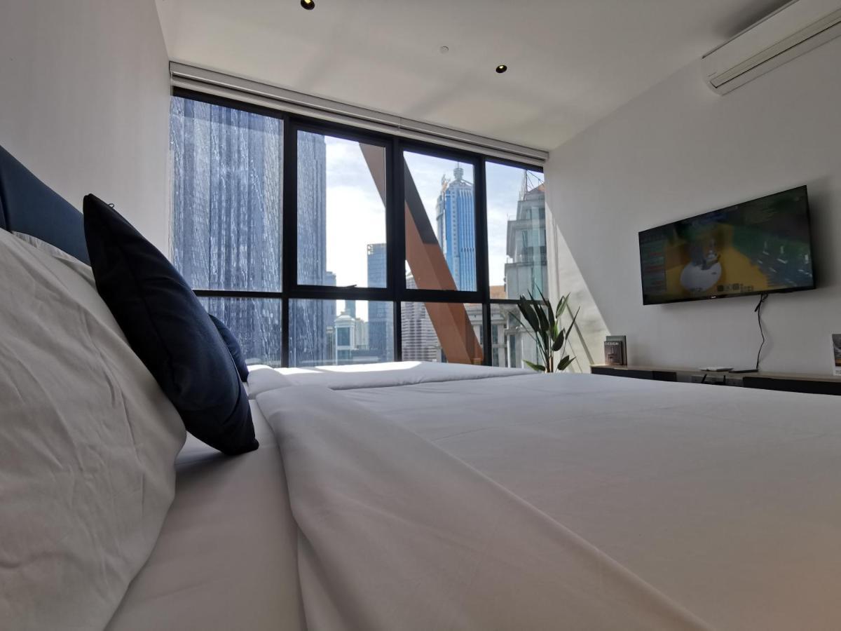 Scarletz Suites Klcc By De Harlequins Guesthouse Куала Лумпур Екстериор снимка