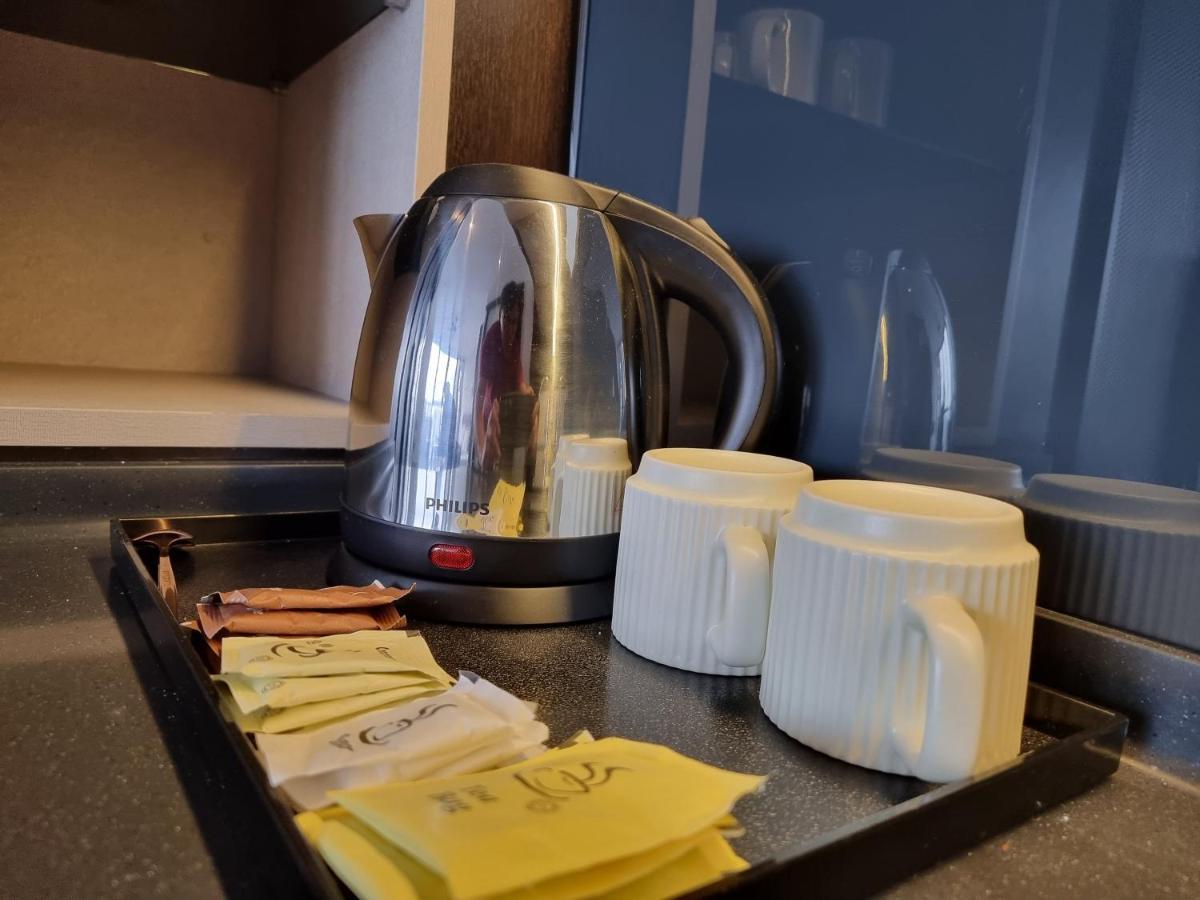 Scarletz Suites Klcc By De Harlequins Guesthouse Куала Лумпур Екстериор снимка