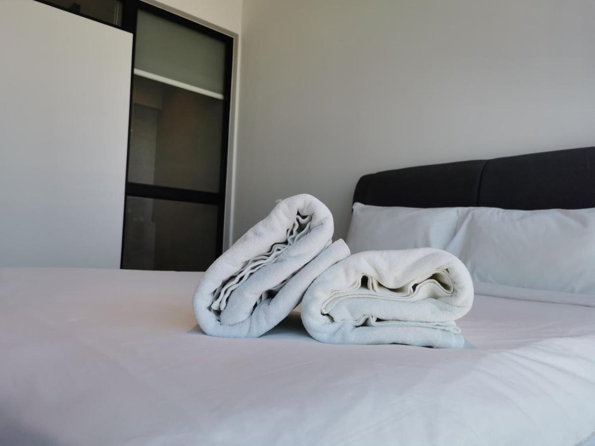 Scarletz Suites Klcc By De Harlequins Guesthouse Куала Лумпур Екстериор снимка