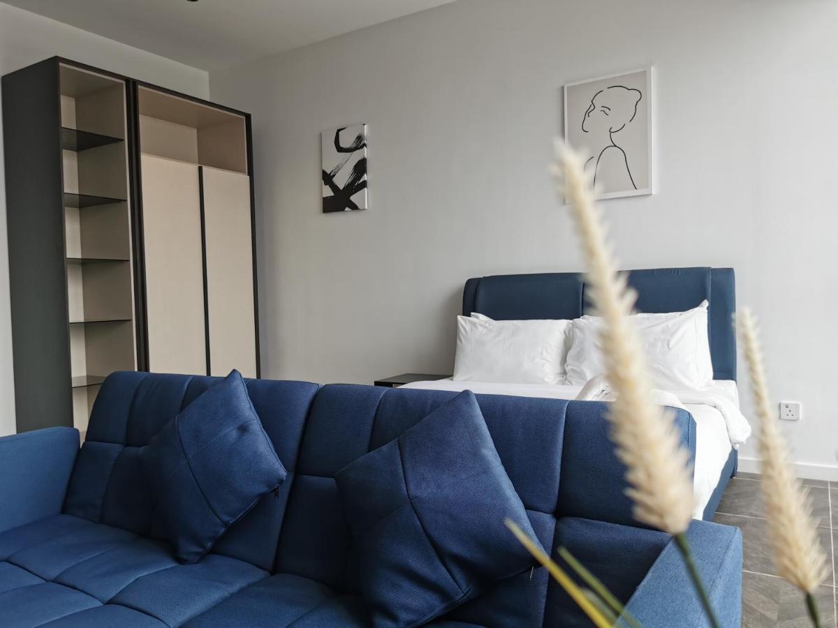 Scarletz Suites Klcc By De Harlequins Guesthouse Куала Лумпур Екстериор снимка