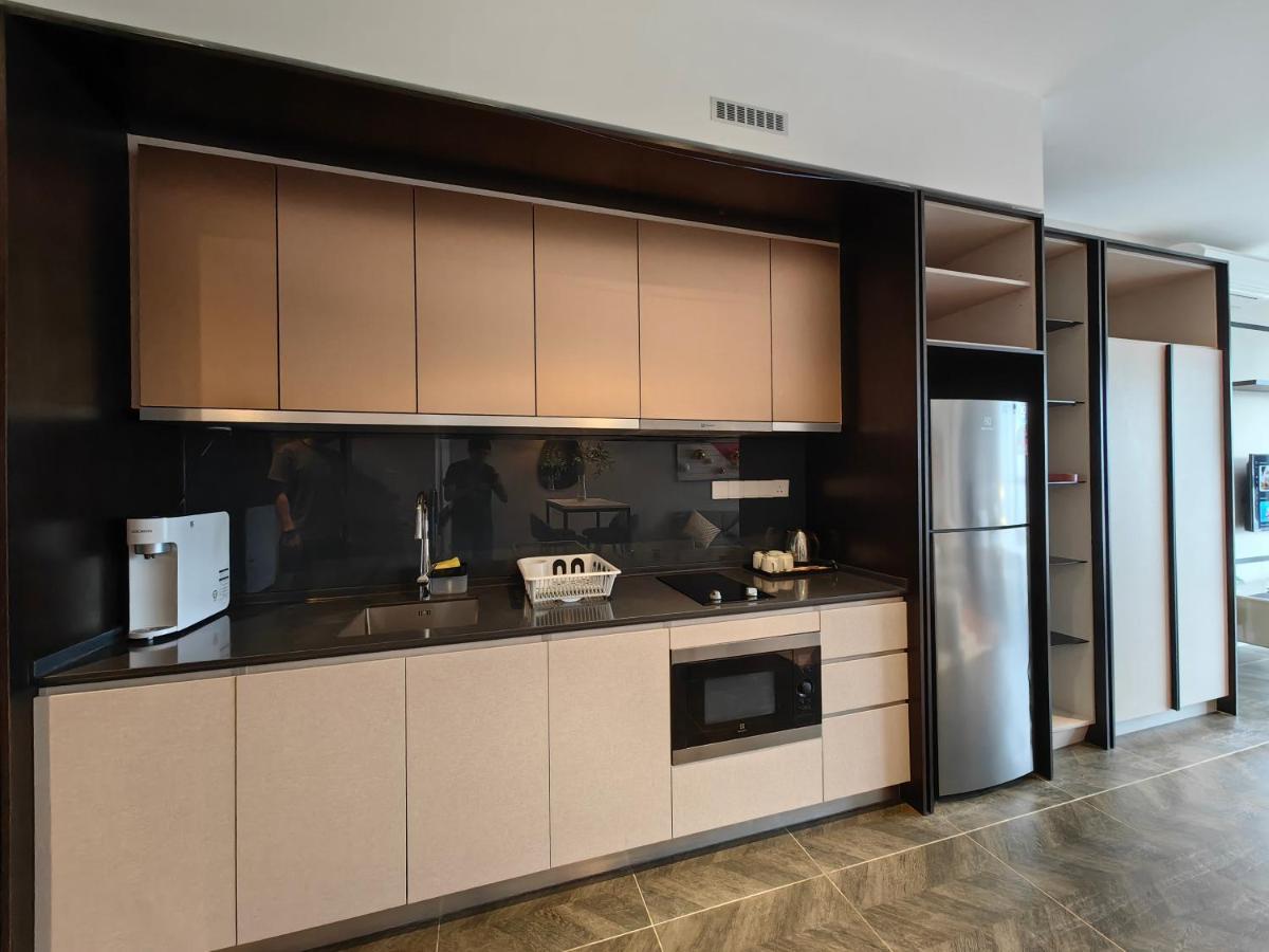 Scarletz Suites Klcc By De Harlequins Guesthouse Куала Лумпур Екстериор снимка